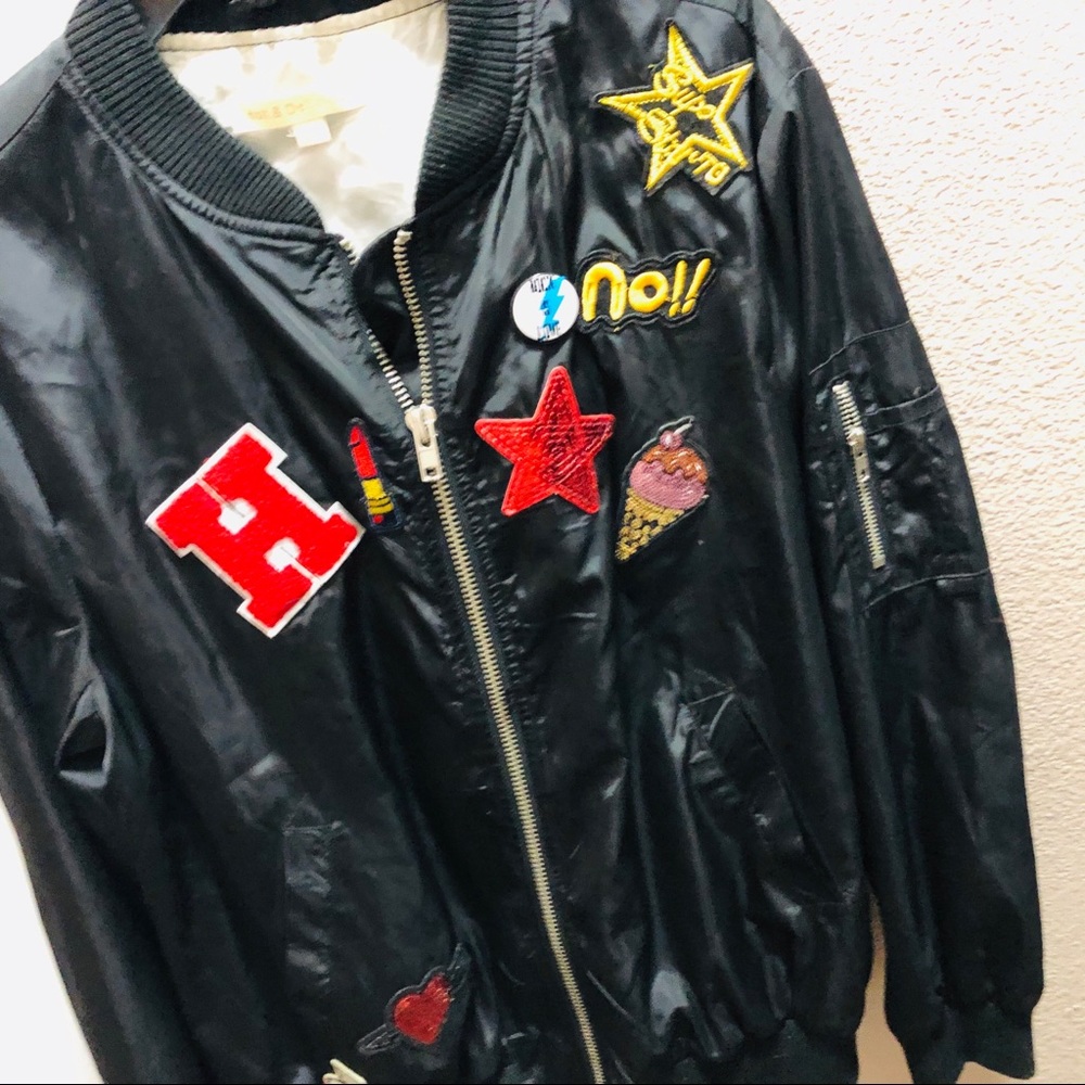 Bomber jacket